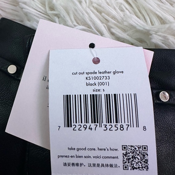 NWT Kate Spade Elegant Black Gloves with Logo Detail